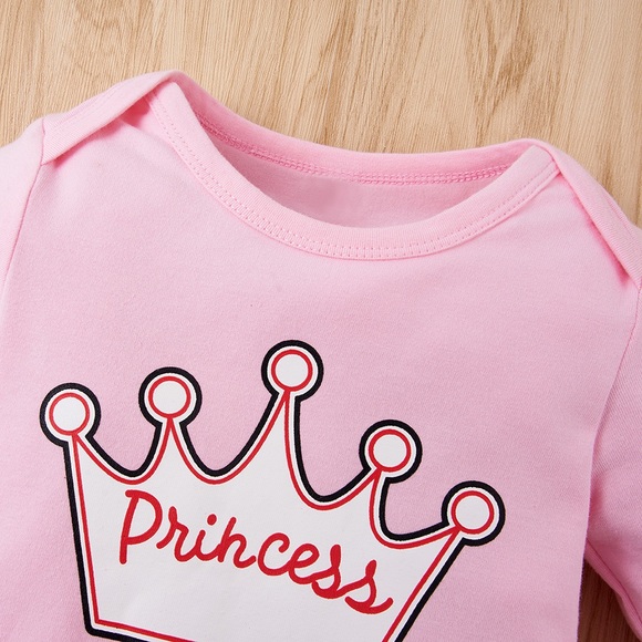 NWOT Baby Girl Princess Crown Graphic Jumpsuit. Size: 6-9 M Color: Pink - Picture 4 of 7